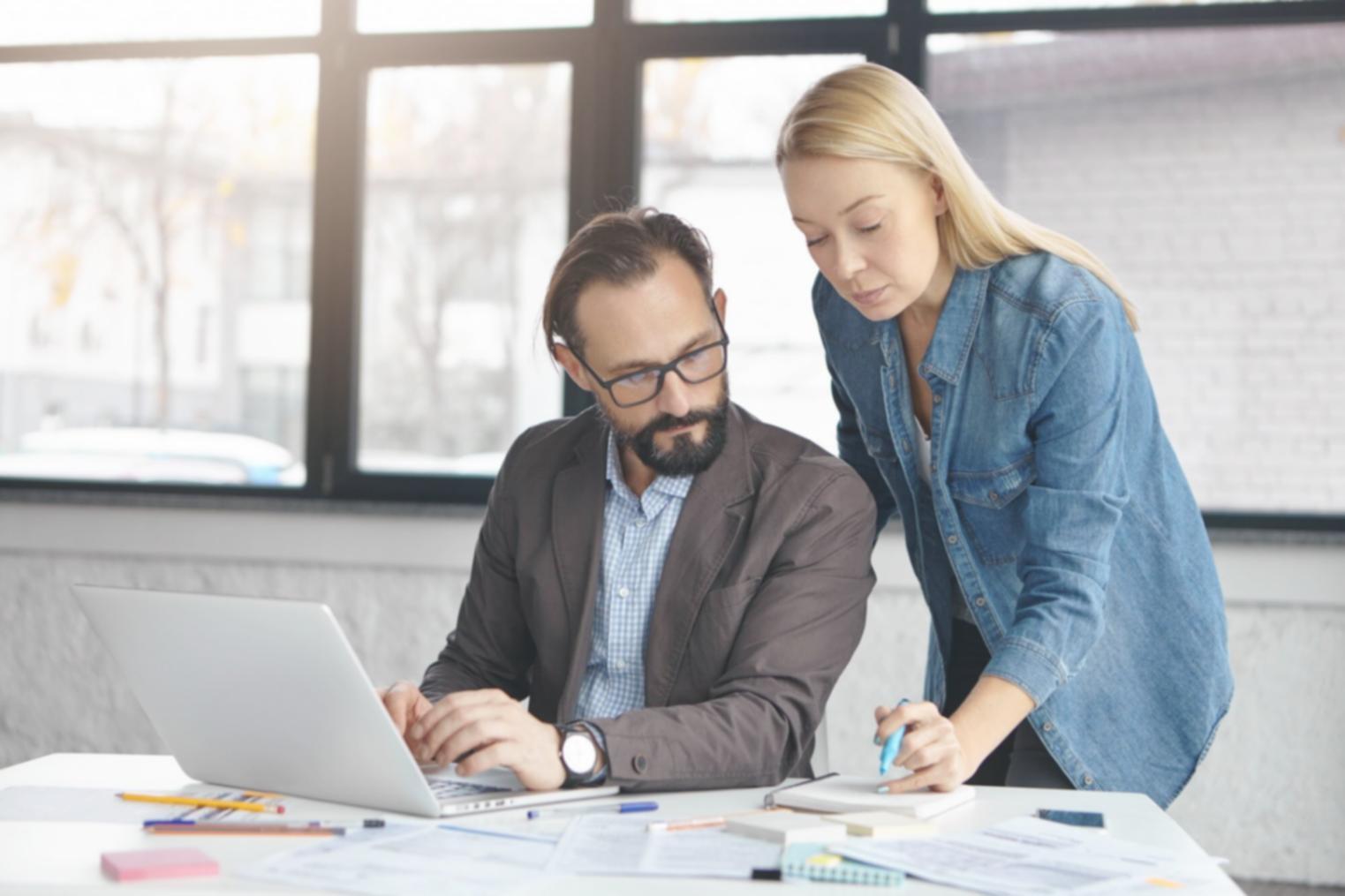 Professionelle Finanzberatung und Analyse